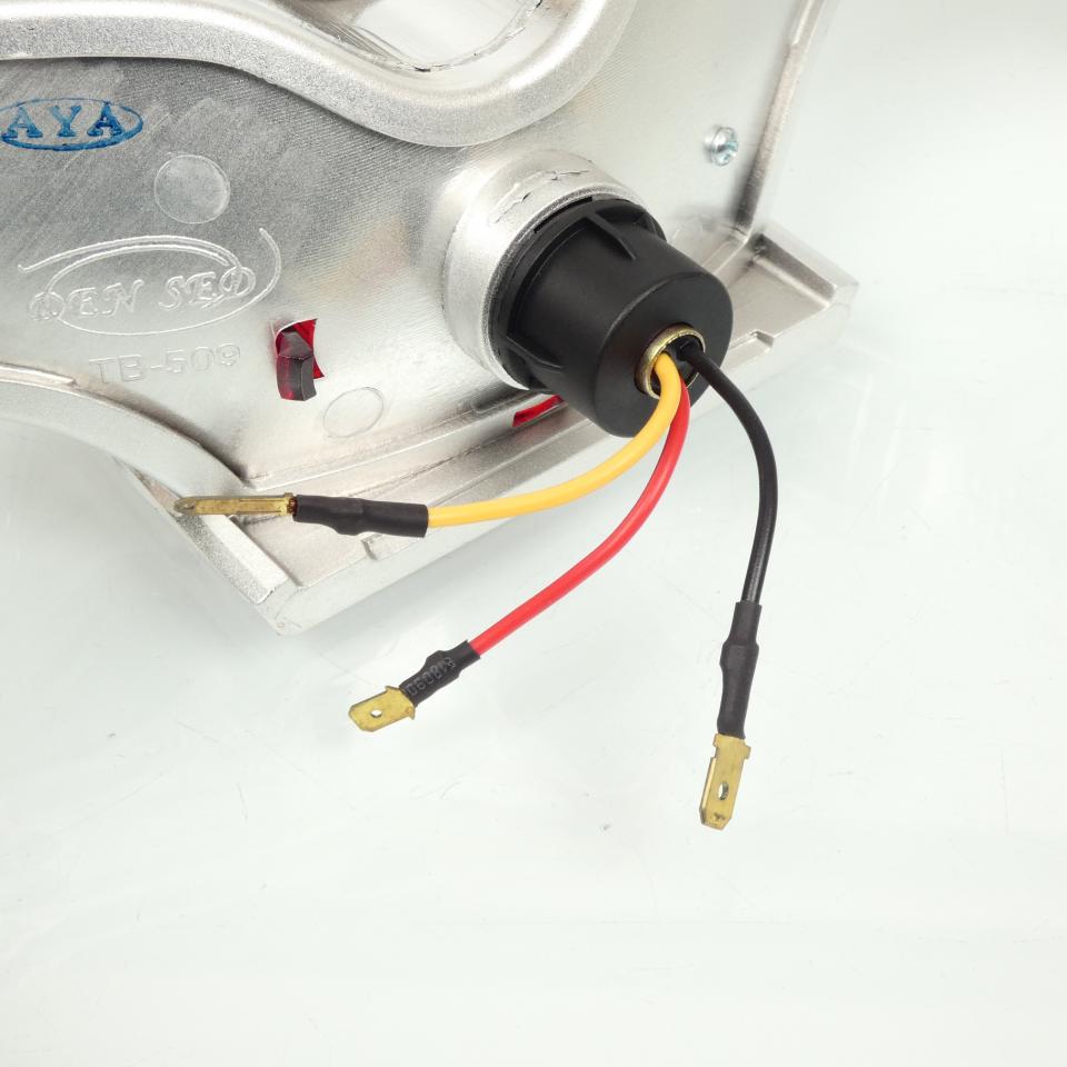 Feu arrière TNT pour Scooter Gilera 50 Runner type Lexus Neuf