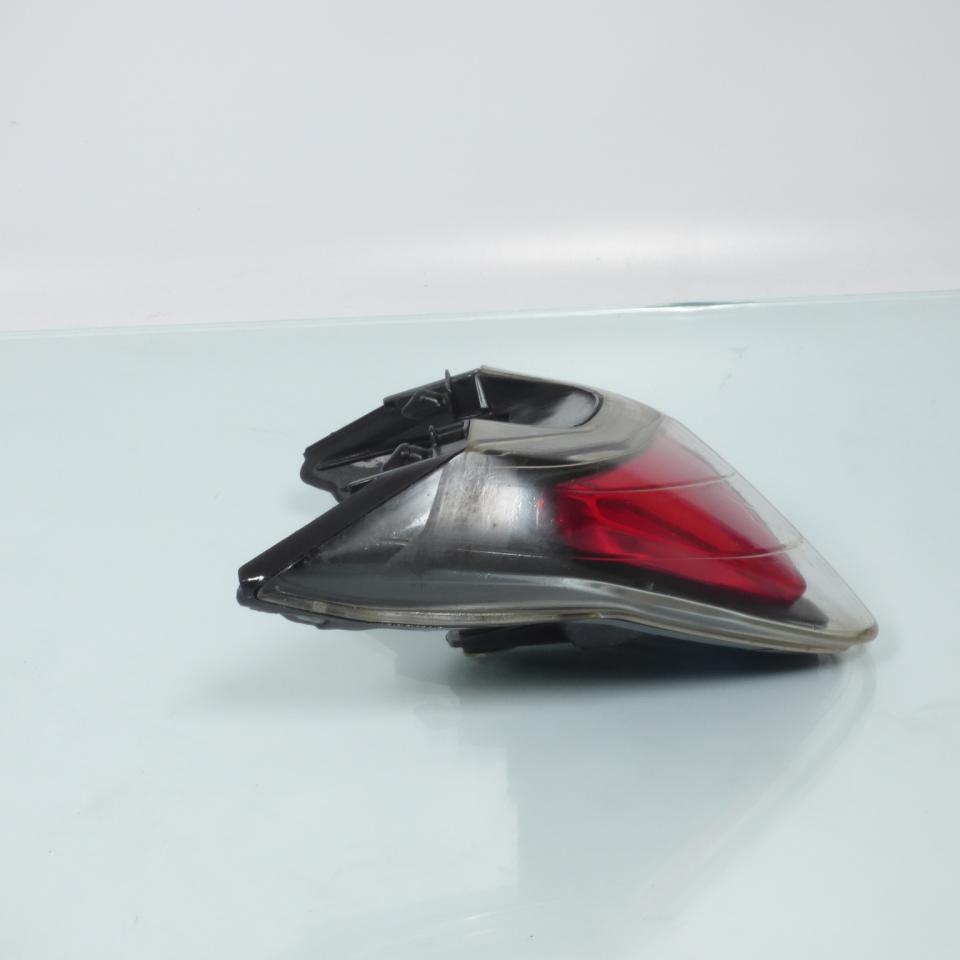 Feu arrière origine pour moto Honda 125 CBR 2004 à 2010 33710-KPP-861 Occasion