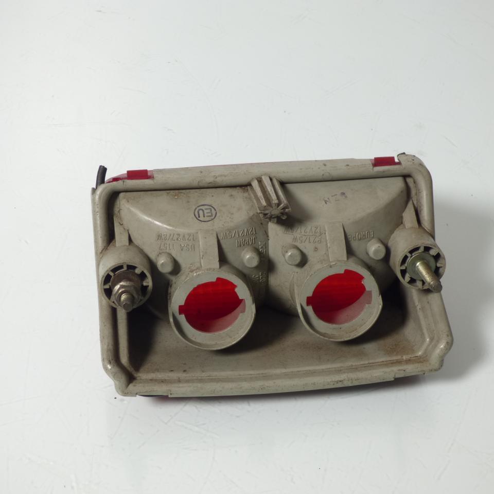 Feu arrière origine pour moto Kawasaki 600 ZZR 1990 à 1992 23025-1203 Occasion