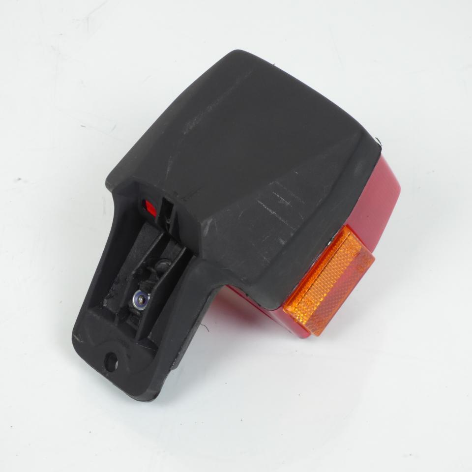 Feu arrière rouge avec support et catadioptre pour mobylette Puch 50 Maxi Neuf