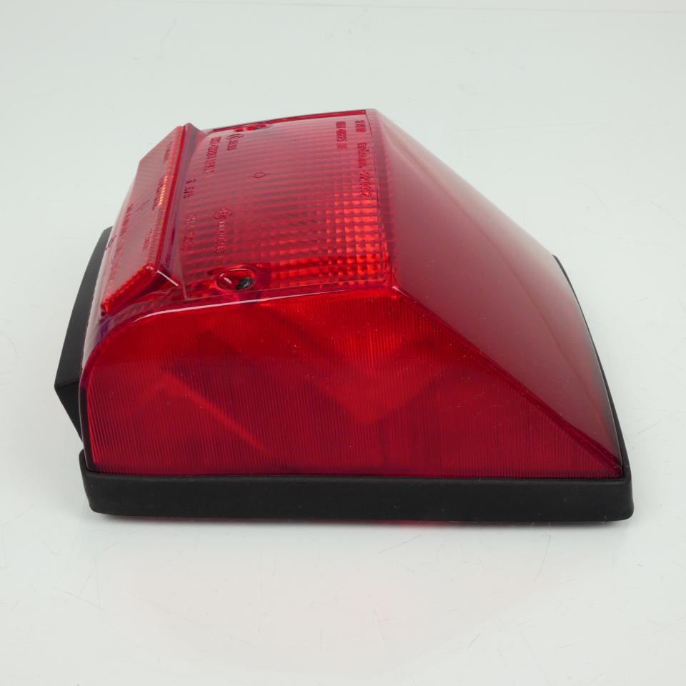 Feu arrière origine pour scooter Piaggio 200 Vespa Pxe 1981 à 1997 219091 Neuf
