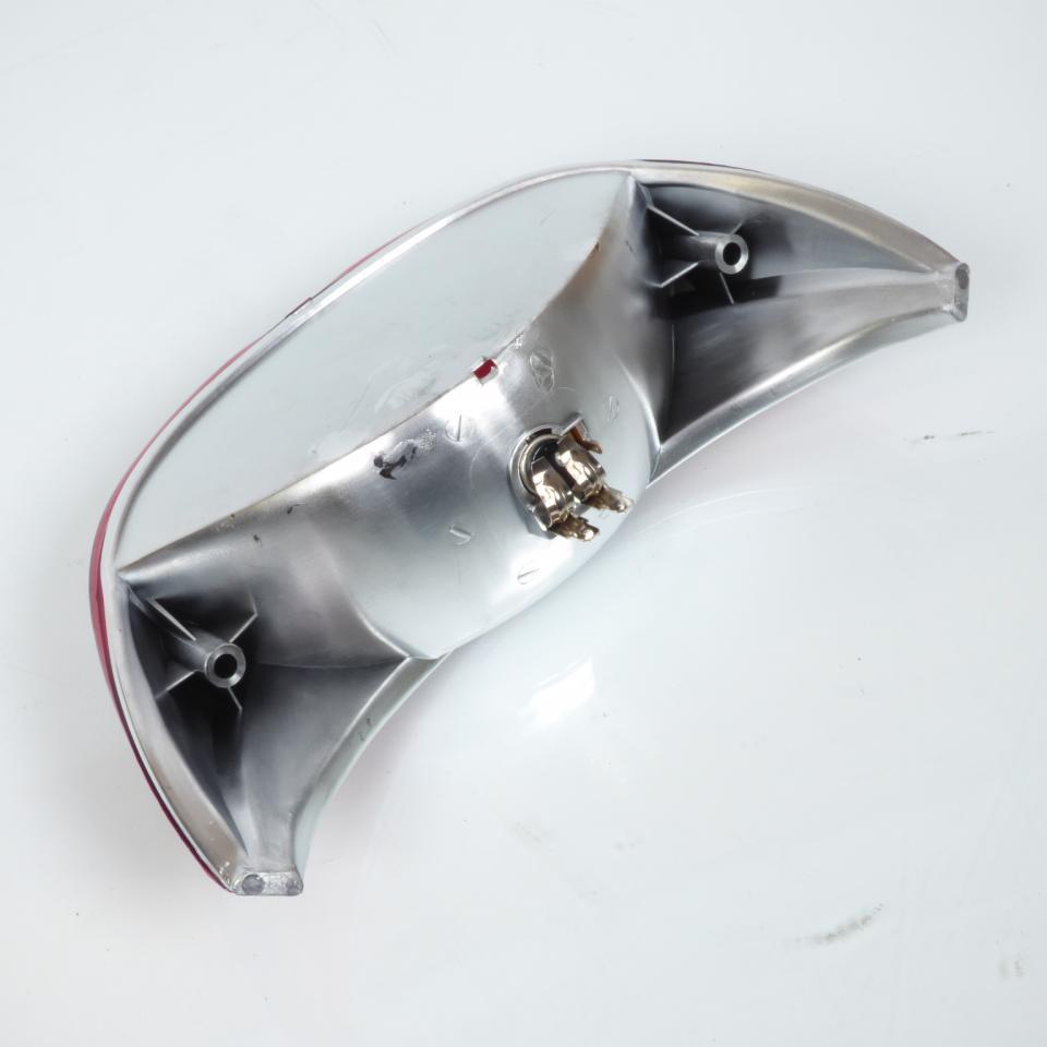 Feu arrière Vicma pour Scooter Peugeot 50 Trekker Avant 2020 Neuf