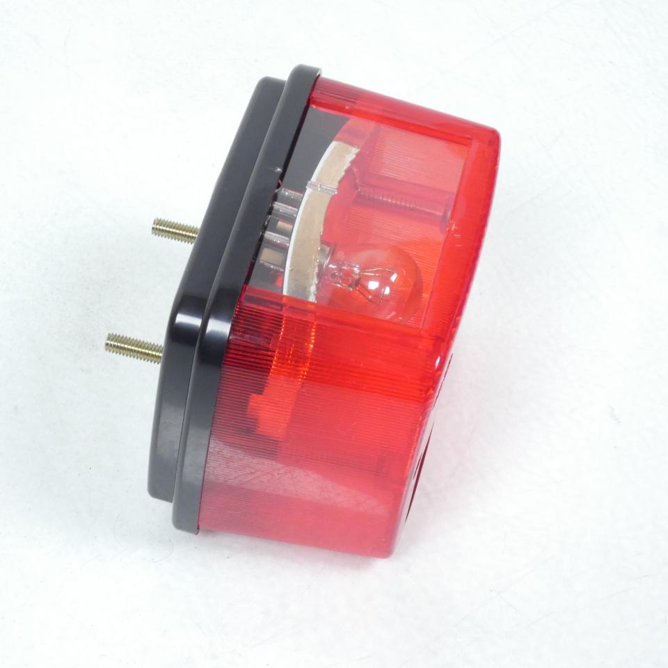 Feu arrière 12V Générique universel pour moto JUTE 9605 Neuf