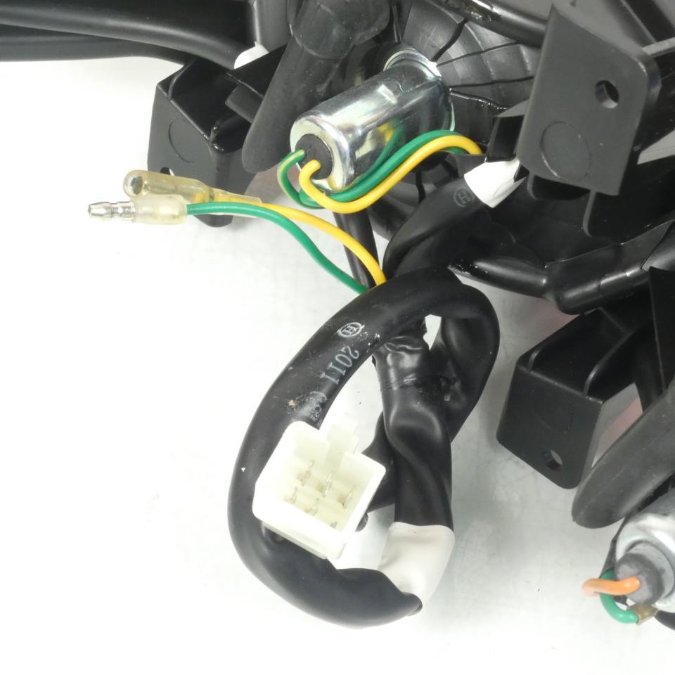 Feu arrière pour scooter Peugeot 50 Tweet 2010 à 2017 802069 neuf