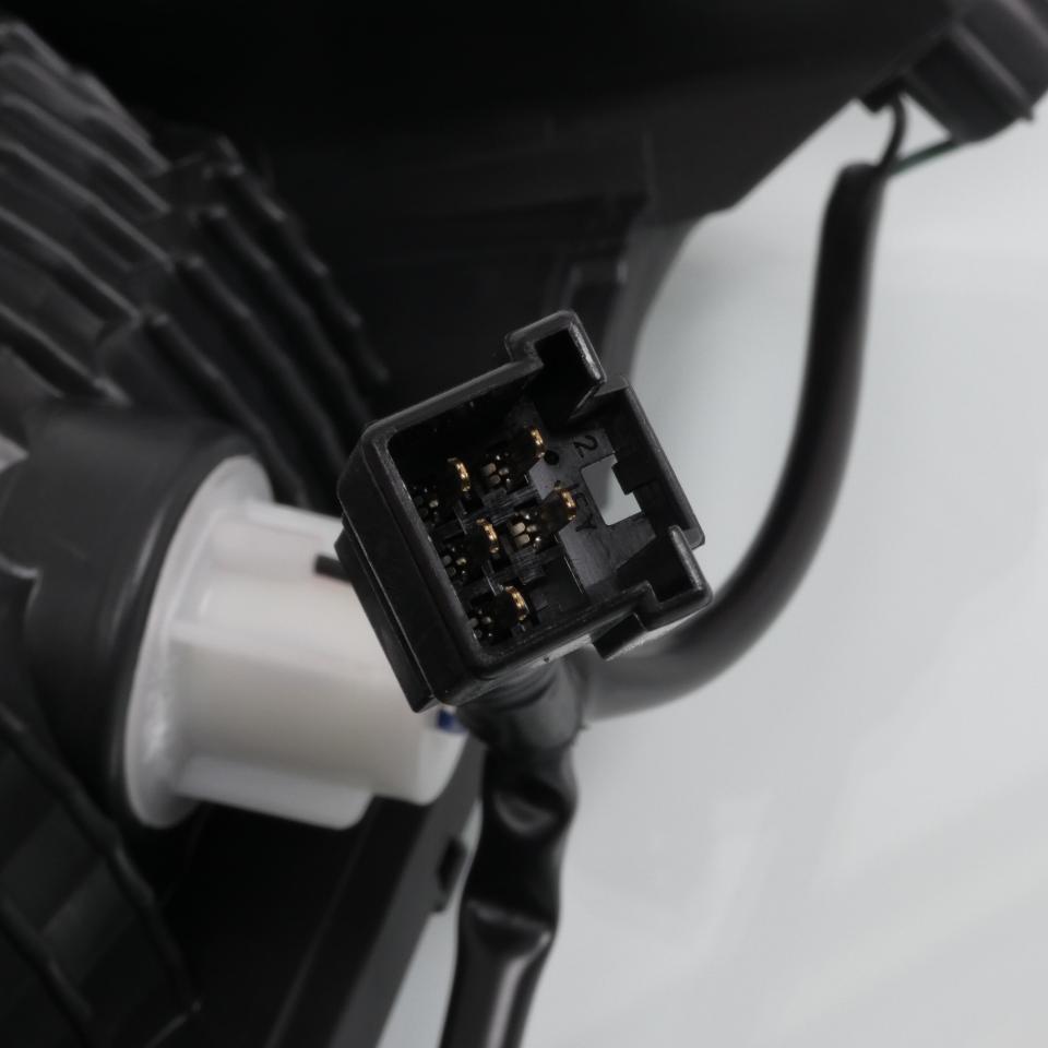 Feu arrière fumé noir homologué One pour scooter Yamaha 500 Tmax 2008-2011 Neuf