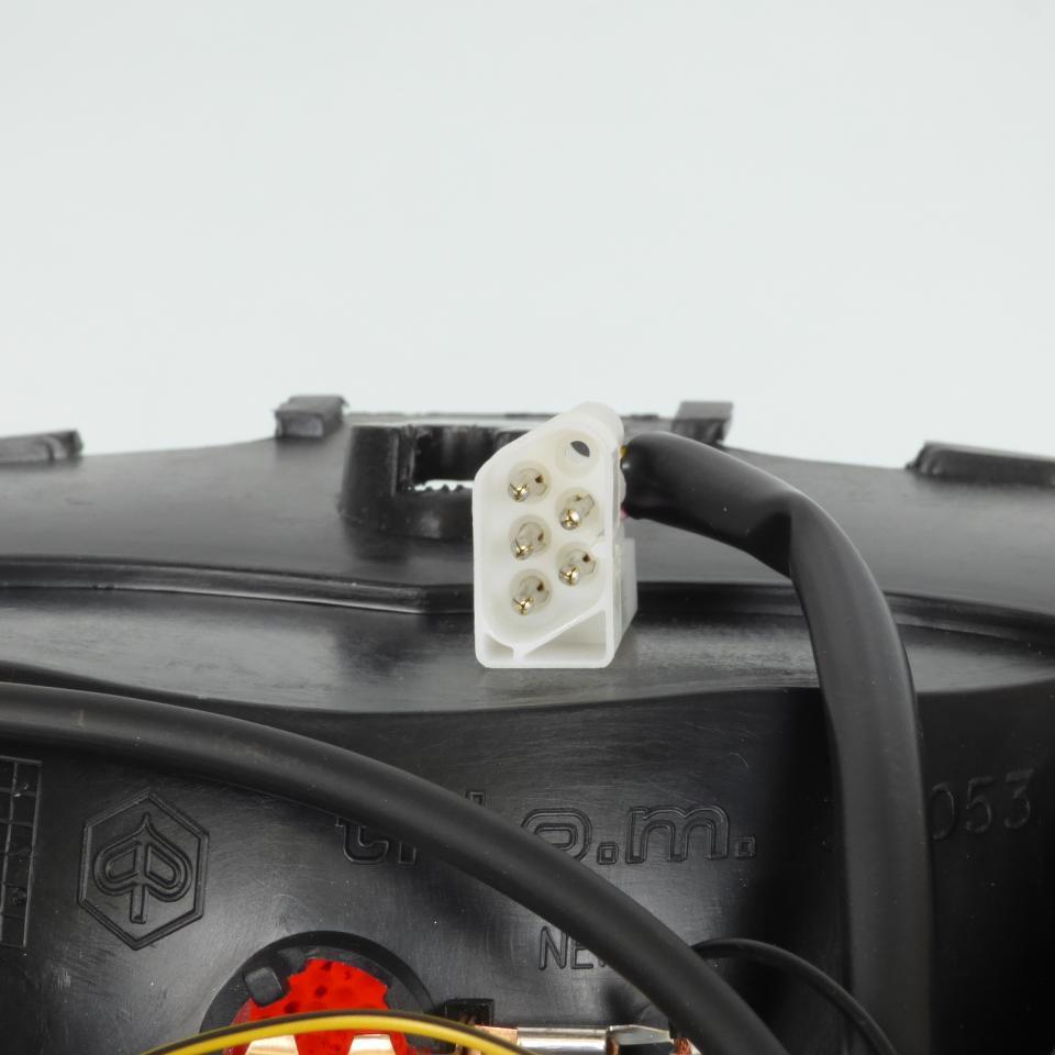 Bavette feu rrière support de plaque pour scooter Gilera 50 Stalker 575947000C