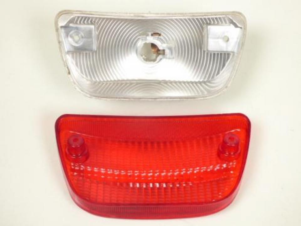 Feu arrière Triom pour scooter Piaggio 50 NRG 2001-2004 220116 Occasion