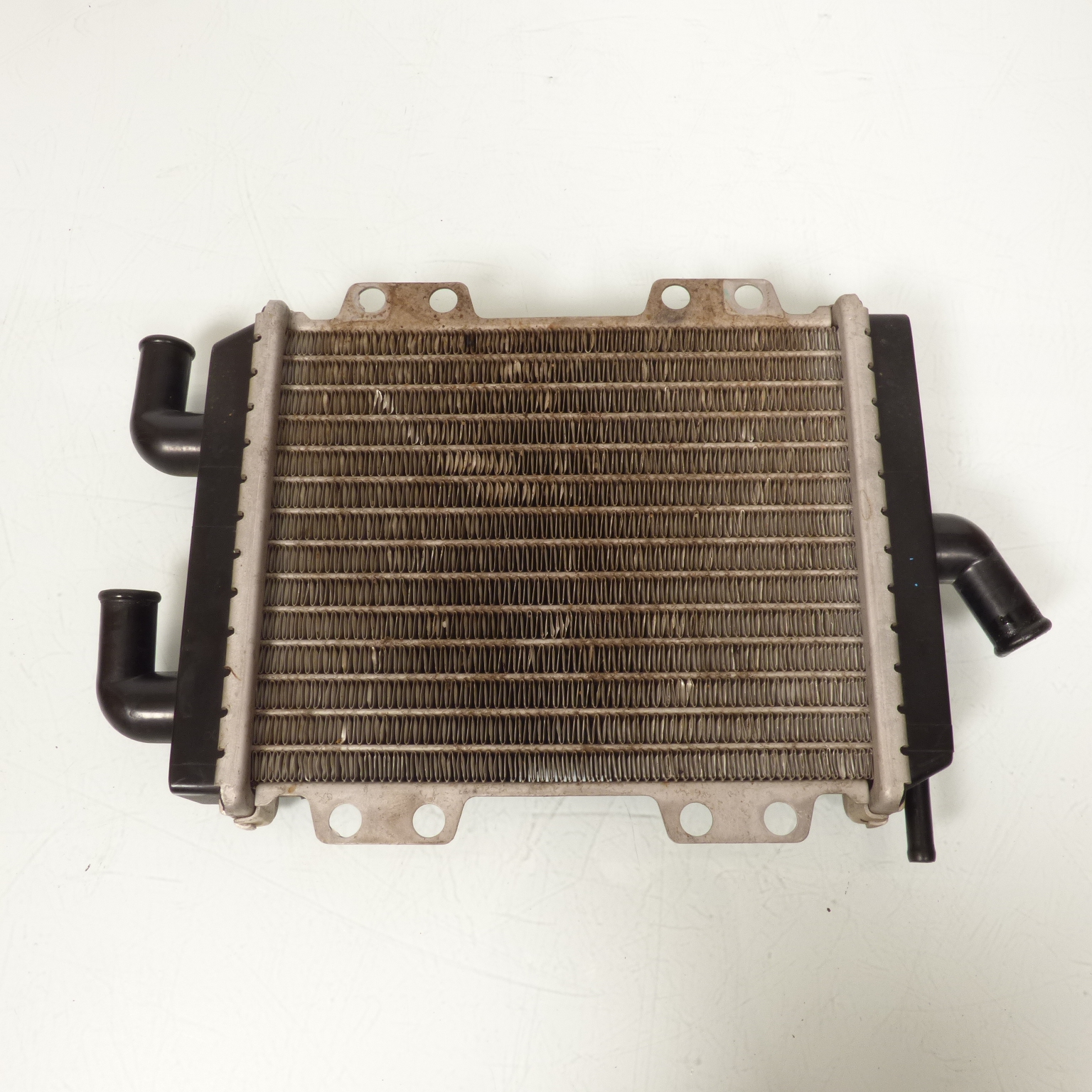 photo piece : Radiateur de refroidissement->Peugeot Jet force TDSI