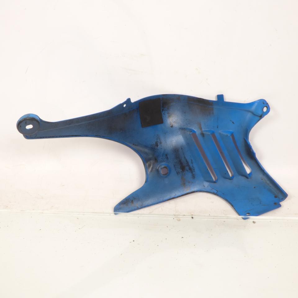 Sabot bas de caisse gauche origine pour moto Suzuki 750 GSXF 1991-1991 Occasion
