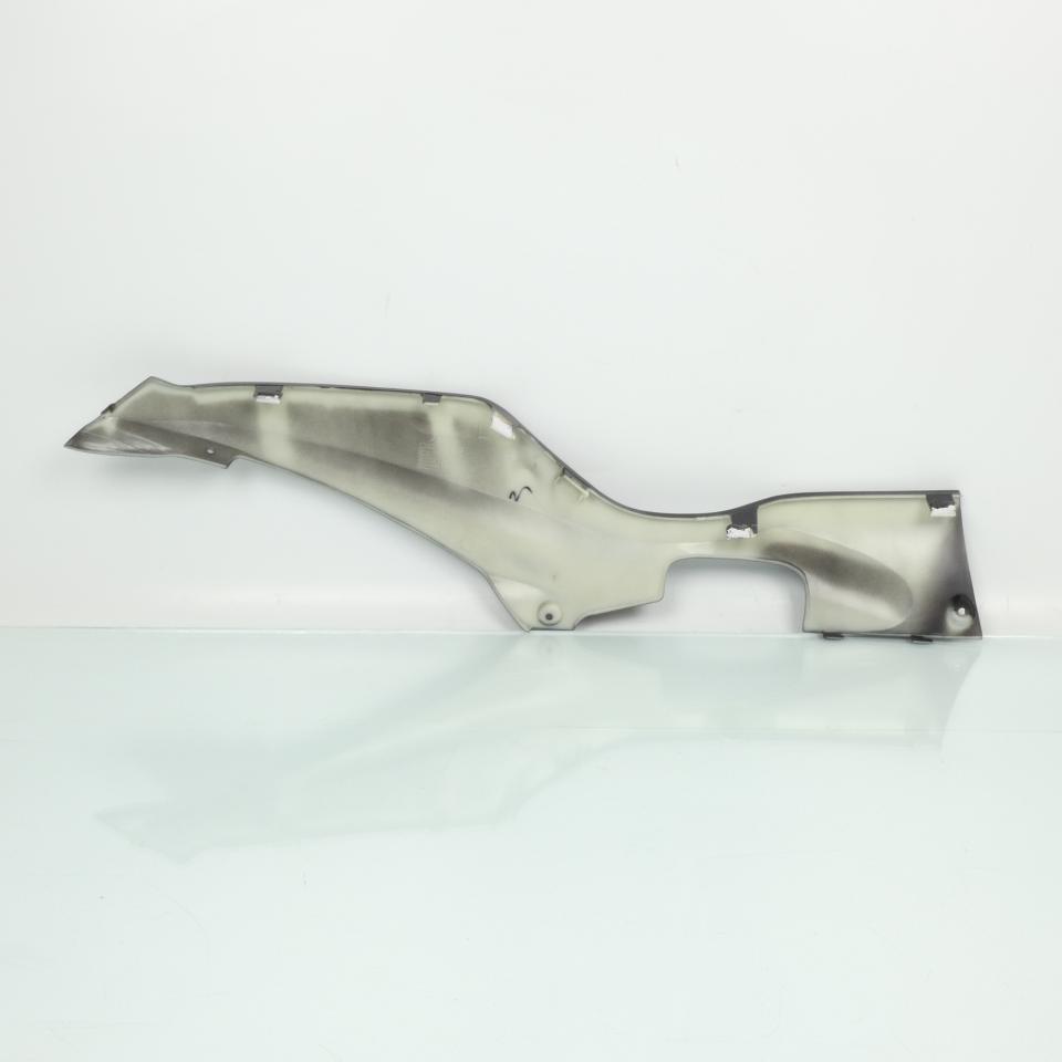 Sabot bas caisse gauche origine pour scooter Yiying 125 YY125T-7 Neuf en destock