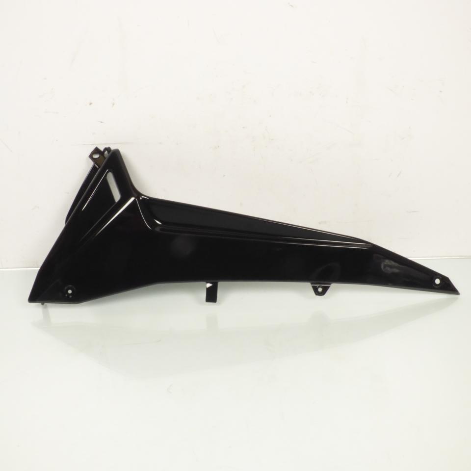 Sabot bas de caisse gauche P2R pour Scooter Yamaha 530 Tmax 2012 à 2014 noir brillant Neuf