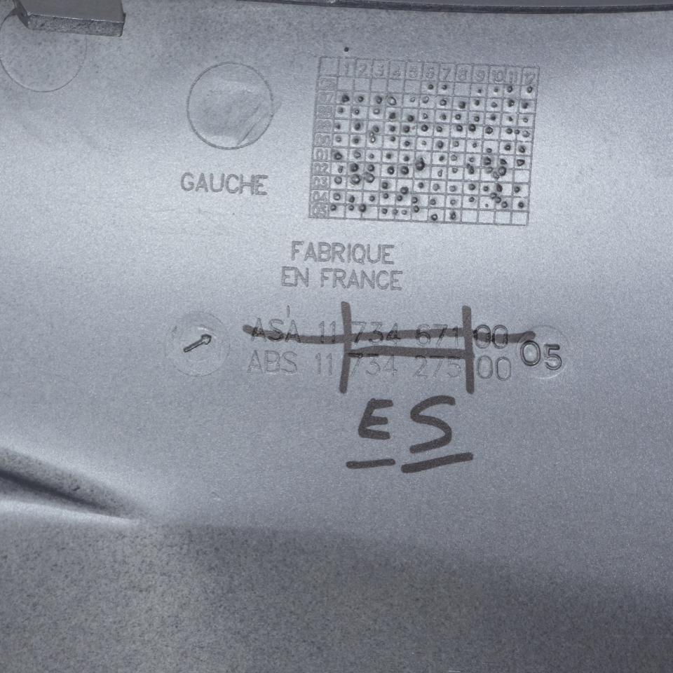 Sabot bas caisse gauche pour scooter Peugeot 50 Speedfight 2 734275ES 1173427500