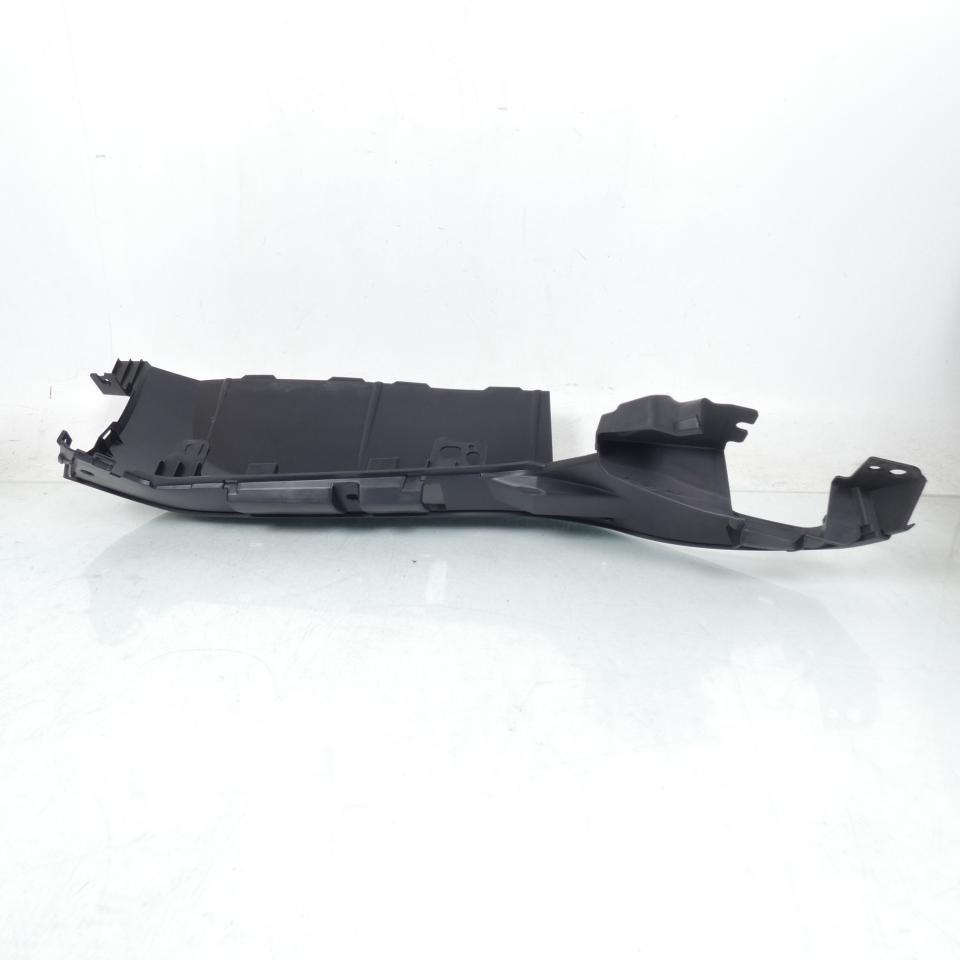 Sabot bas caisse gauche pour scooter Peugeot 400 Metropolis 2011-2016 781095M1