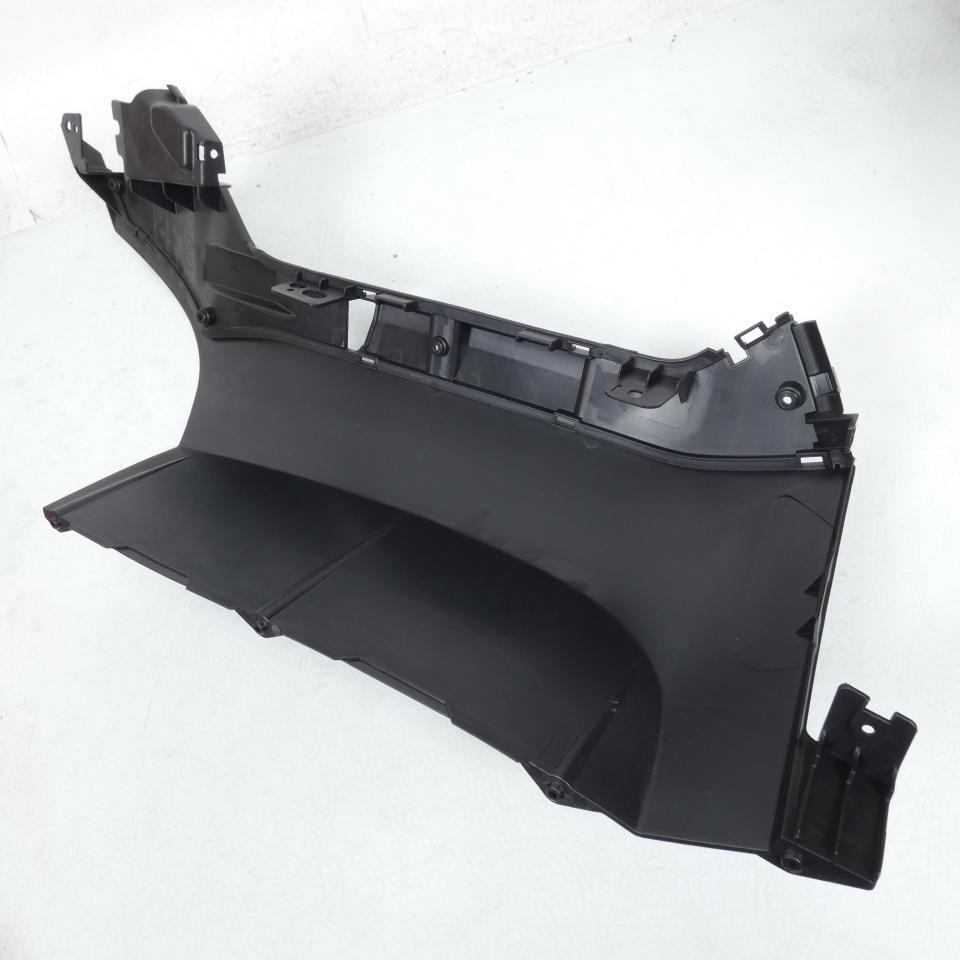 Sabot bas caisse gauche pour scooter Peugeot 400 Metropolis 2011-2016 781095M1