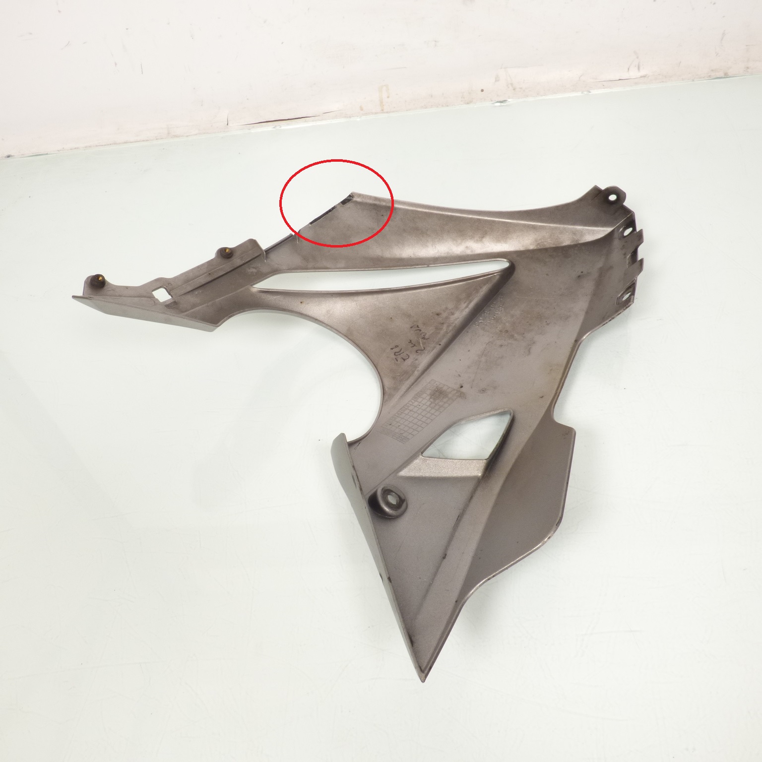 Sabot bas caisse gauche origine pour moto Kawasaki 650 Er6-F 2009 à 2011 55028-0238