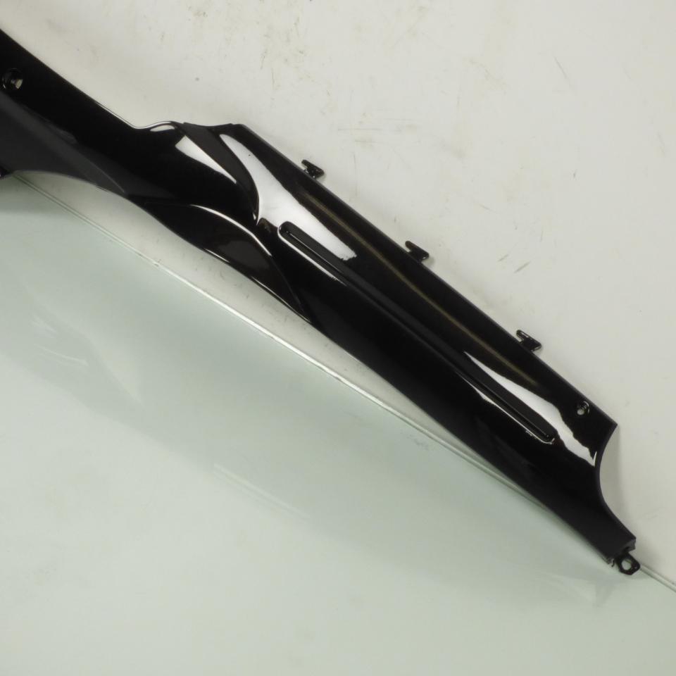 Sabot bas de caisse gauche origine pour Scooter Chinois 50 QT noir Neuf