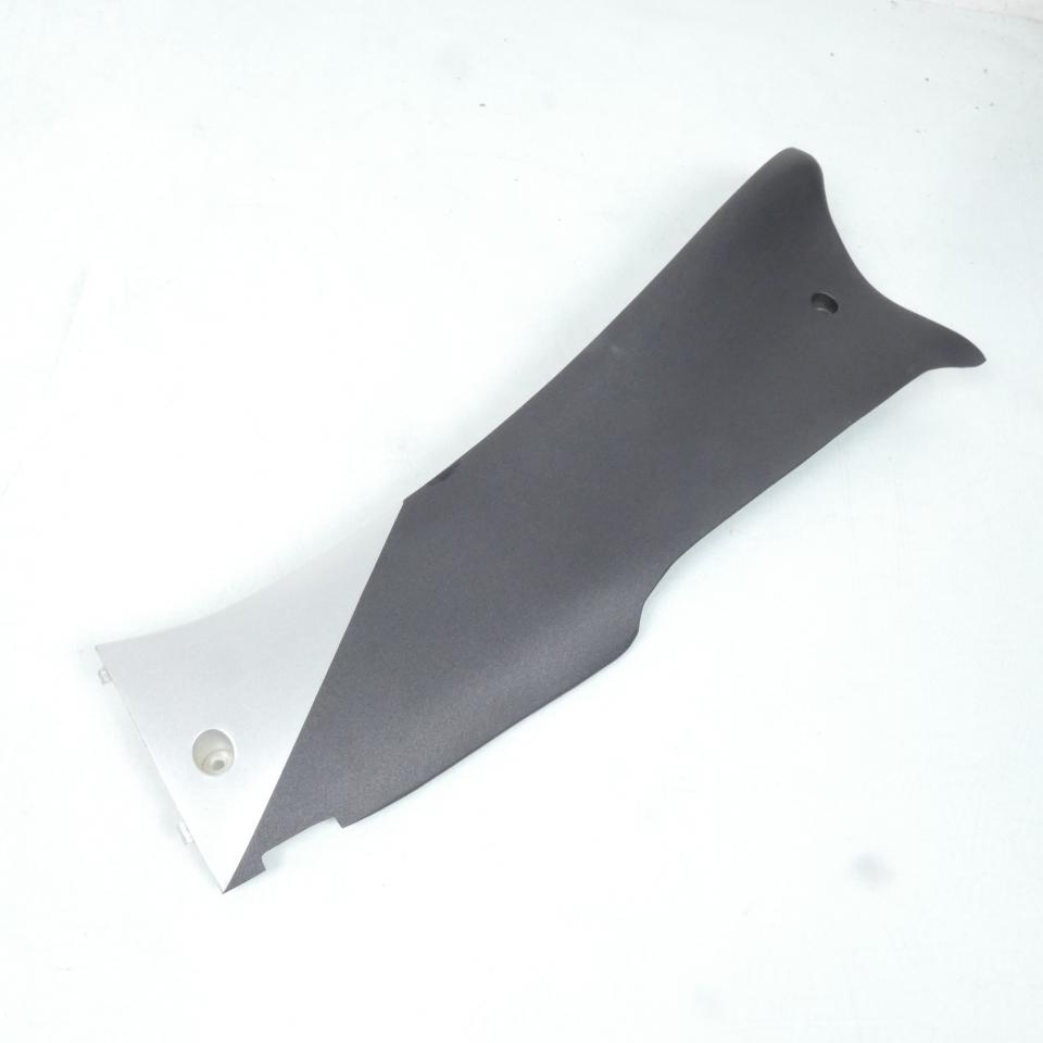 Sabot bas de caisse gauche Noir Gris pour scooter Baotian 125 Speed Road Neuf