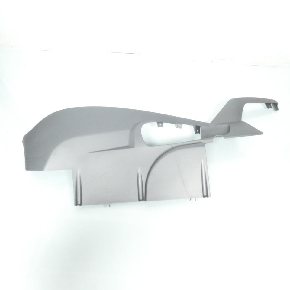 Sabot bas de caisse gauche pour Peugeot Satelis