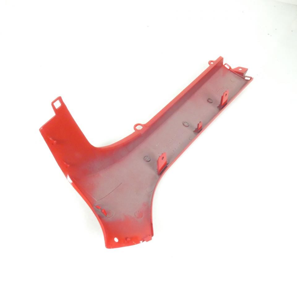 Sabot bas de caisse gauche pour scooter Peugeot 125 SV 729302RT Rouge Neuf