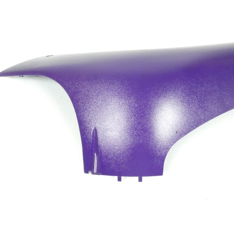 Sabot bas de caisse gauche pour scooter Peugeot 50 Buxy 730640VK Violet Neuf