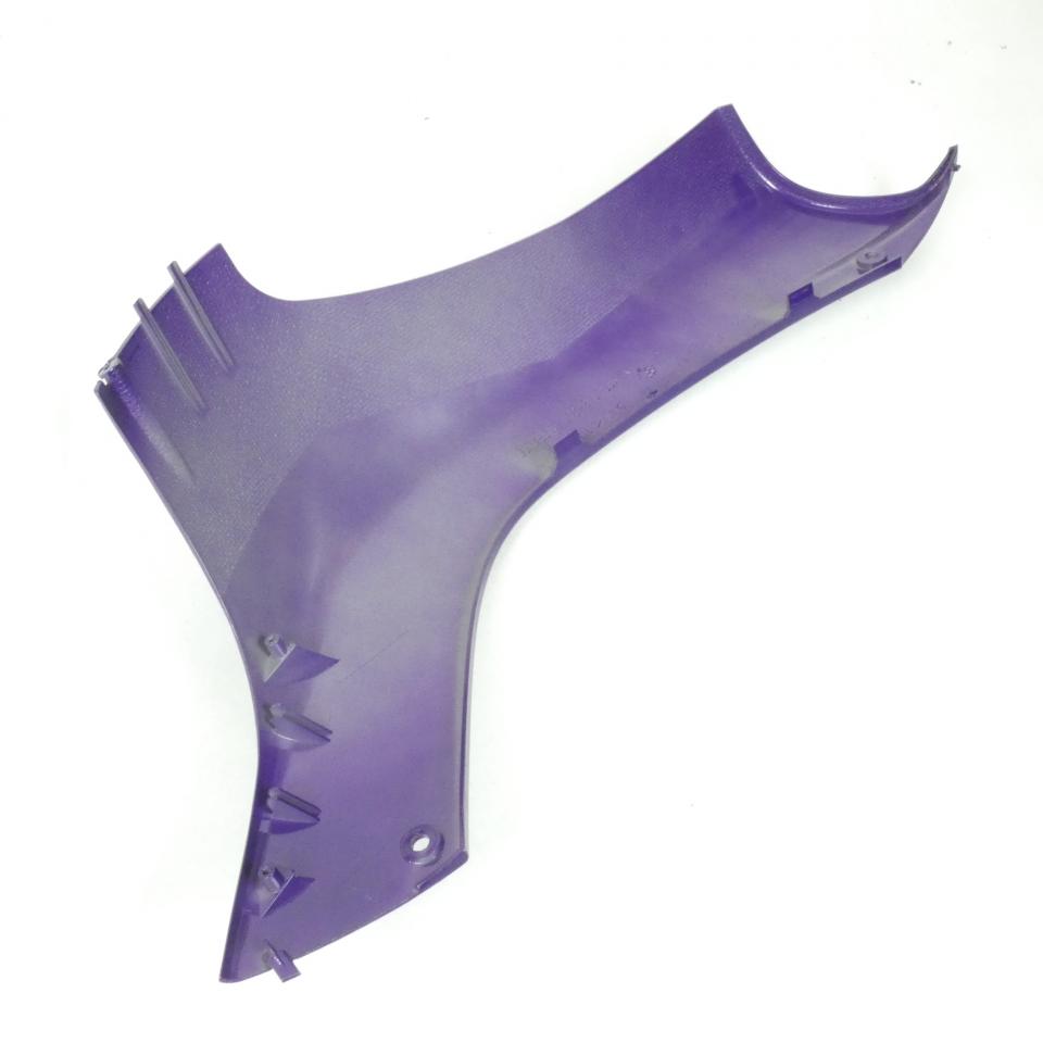 Sabot bas de caisse gauche pour scooter Peugeot 50 Buxy 730640VK Violet Neuf