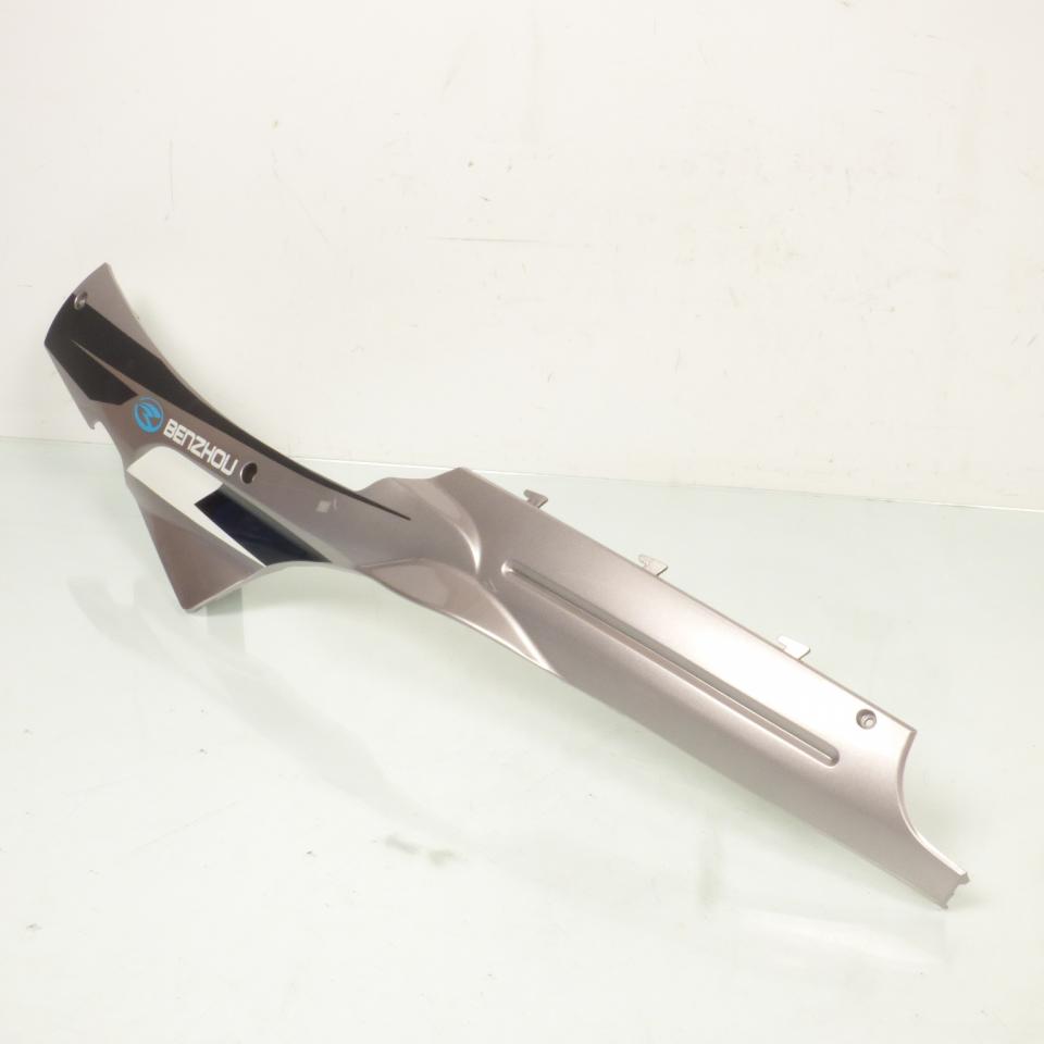 Sabot bas de caisse gauche origine pour Scooter Benzhou 50 QT TB00-070301004 gris BZ-GY50-17 Neuf