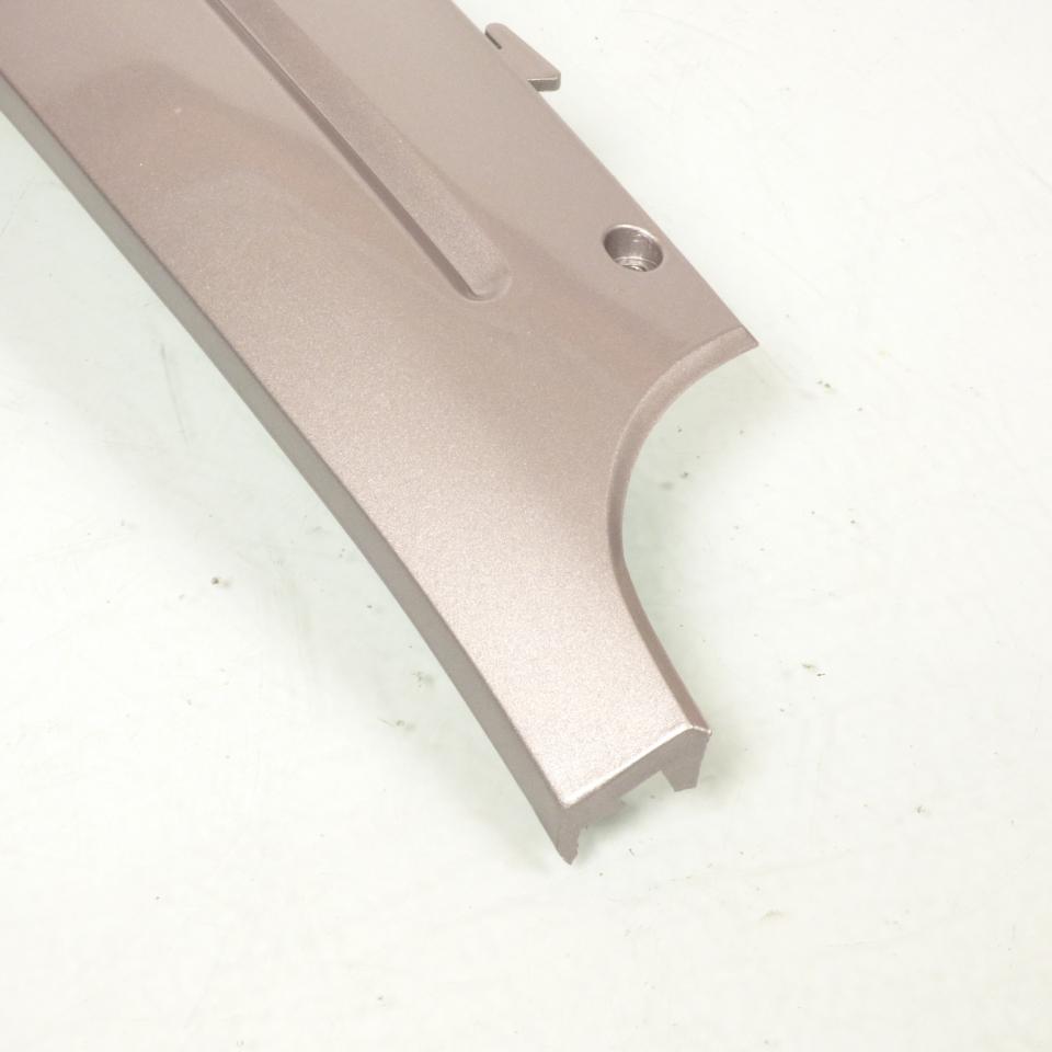 Sabot bas de caisse gauche origine pour Scooter Benzhou 50 QT TB00-070301004 gris BZ-GY50-17 Neuf