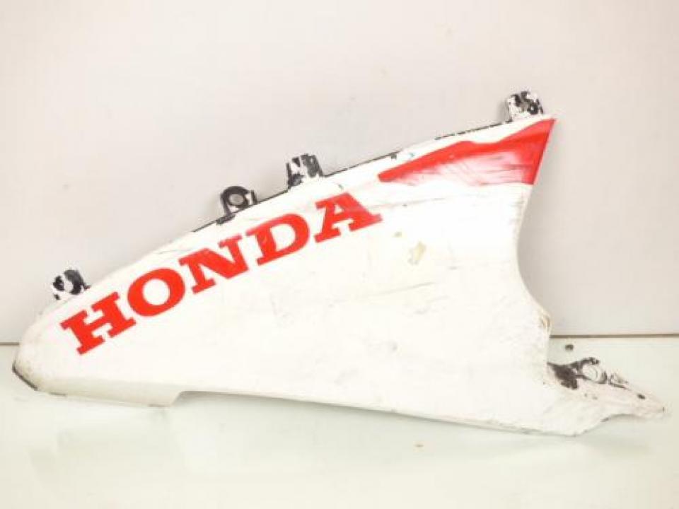 photo piece : Sabot bas de caisse gauche->Honda VFR