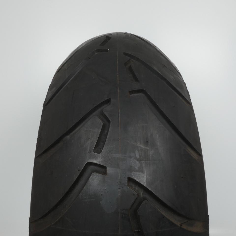 Pneu 200-50-18 Bridgestone pour Auto AR / Battlax BT028G 76V Neuf