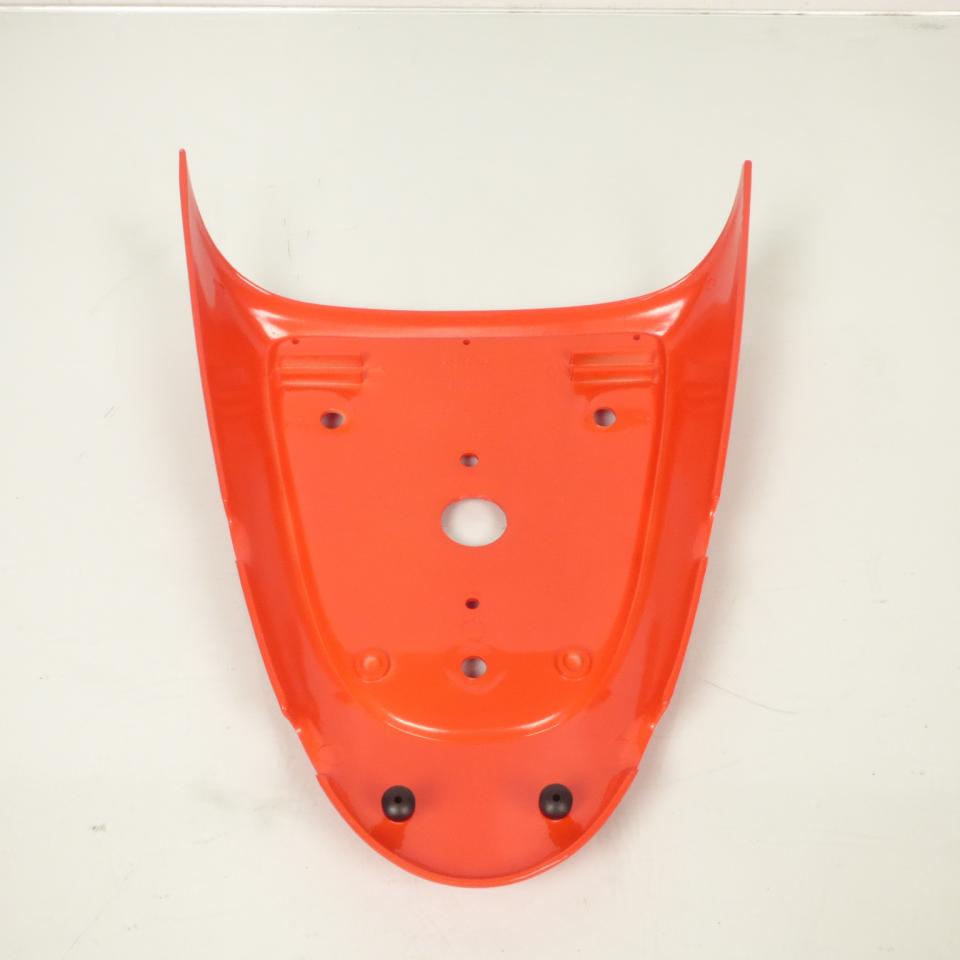 Carénage capot de selle passager pour scooter Aprilia 50 SR 1997-2000 AP8239411 101354