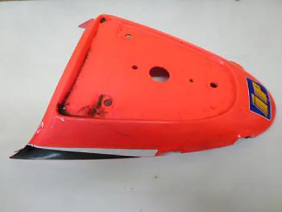 Capot de selle origine pour scooter Aprilia 50 SR DIS101354 Occasion