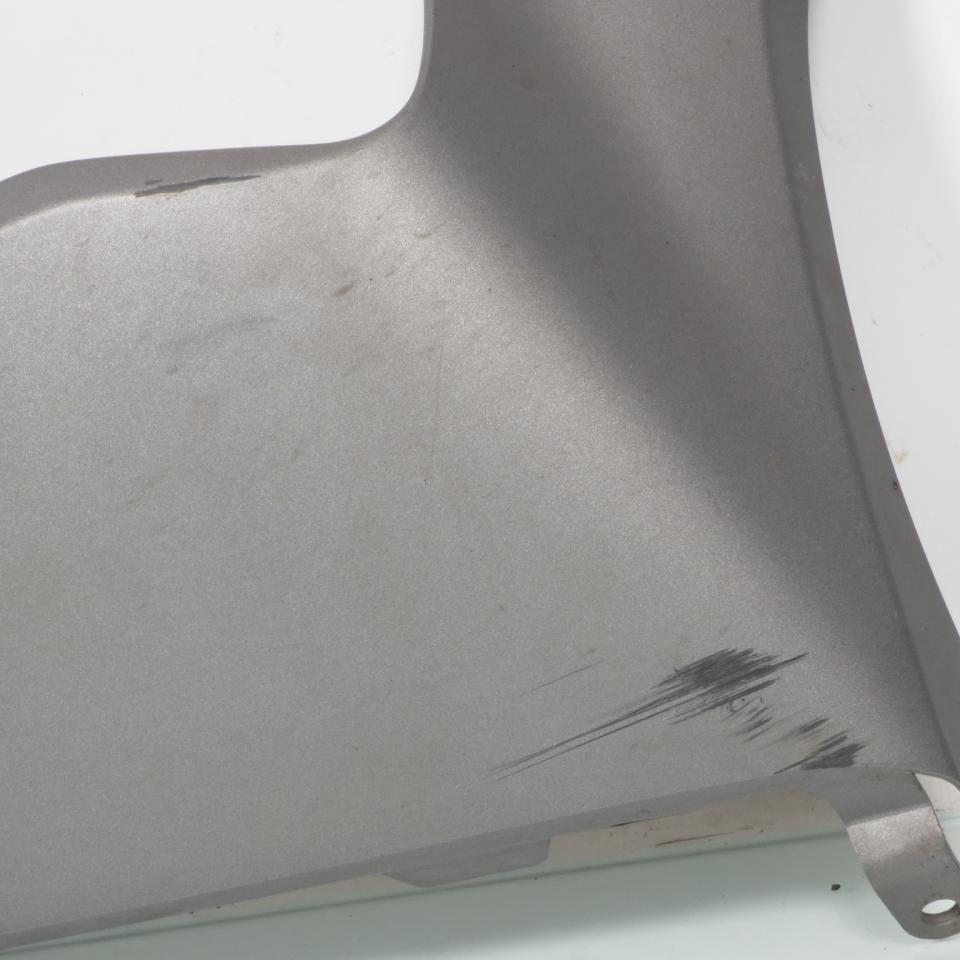 Sabot bas de caisse droit origine pour Scooter Suzuki 400 Burgman 2017 à 2020 48171-19K0 Occasion