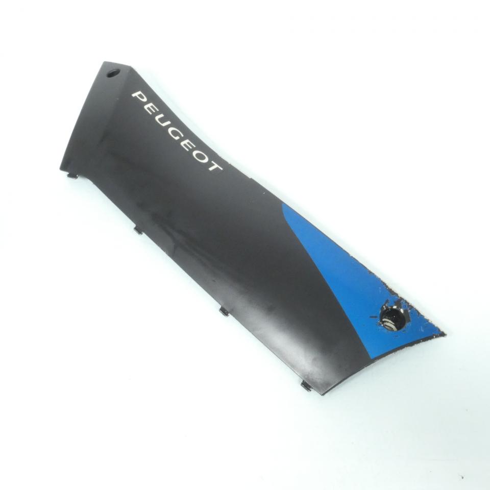 Sabot bas de caisse droit origine pour scooter Peugeot 50 Kisbee 2T 2013 à 2020 Occasion