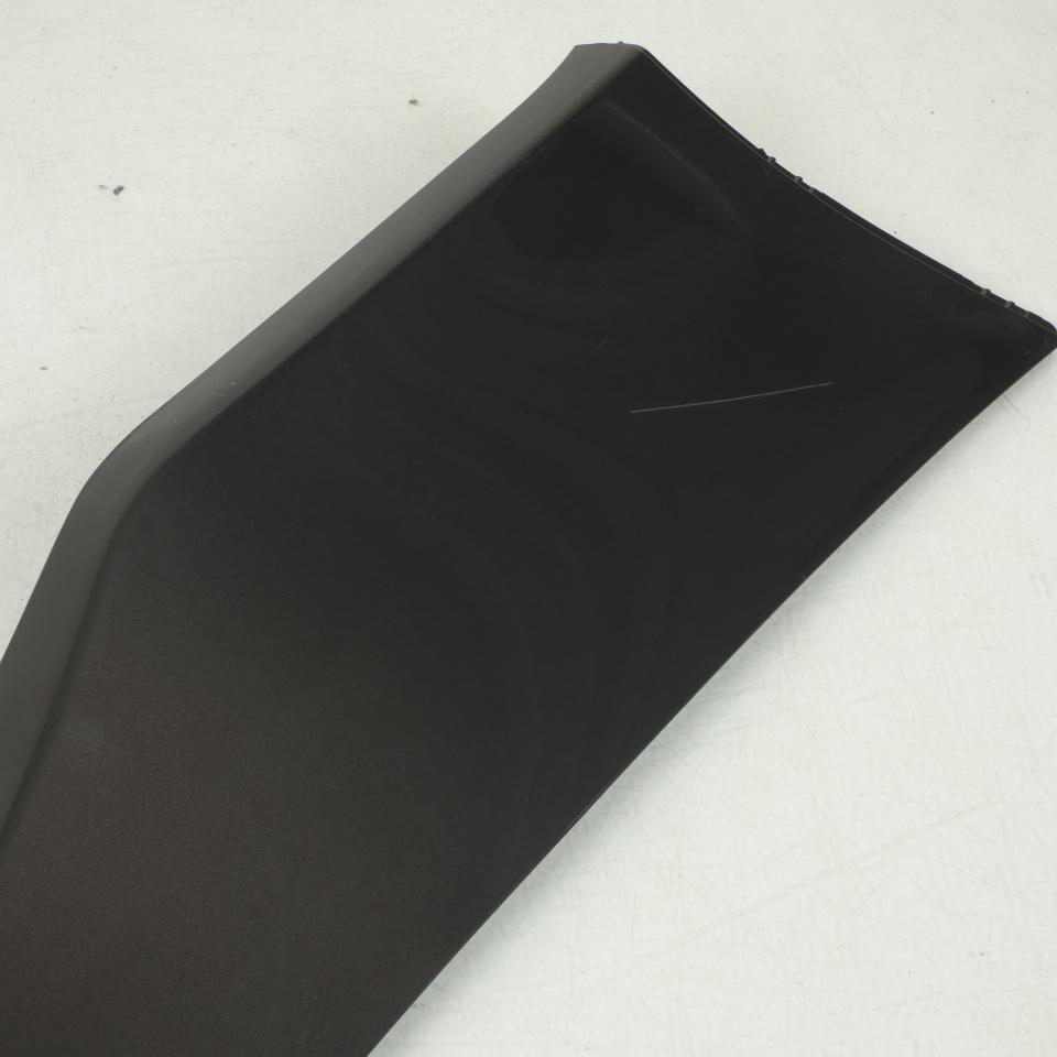 Sabot bas caisse droit origine pour scooter Piaggio 350 X10 2012-2015 67345260M8