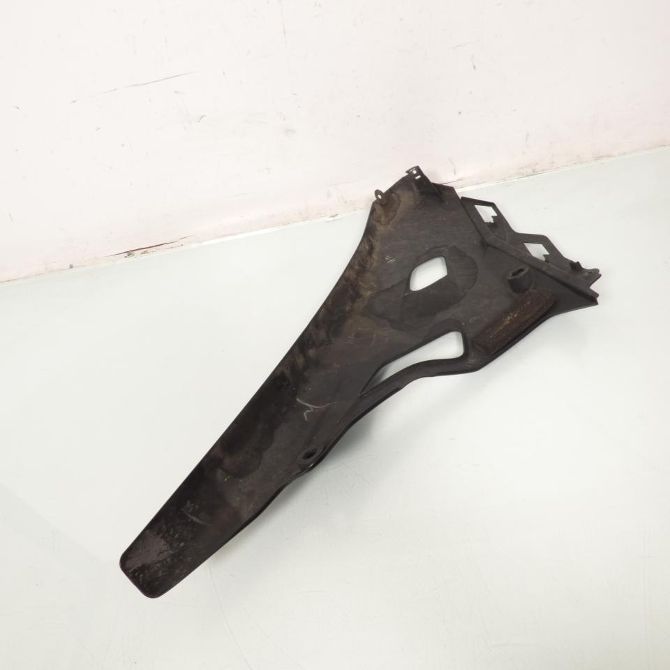 Sabot bas de caisse droit origine pour moto Suzuki 125 Gsx-R 2018-21 94433-23K0