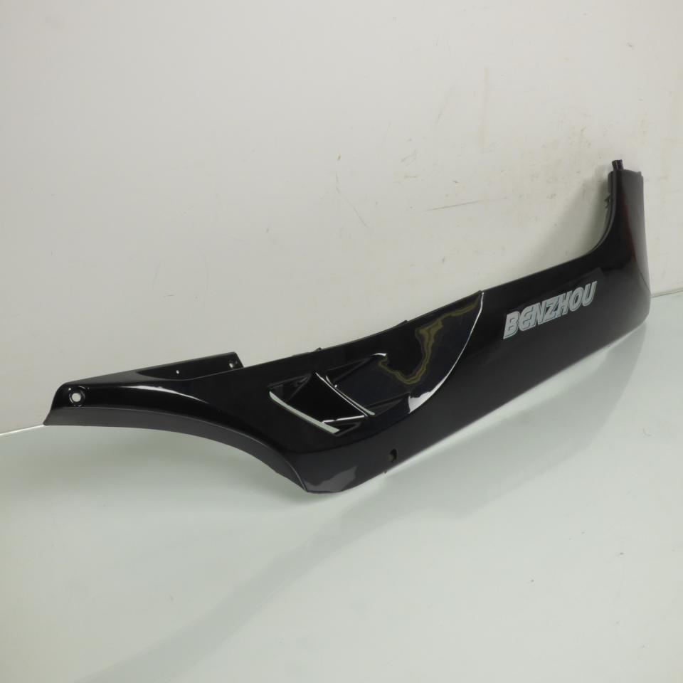 Sabot bas de caisse droit origine pour scooter Benzhou 125 Highway TI12-070100005 noir Neuf