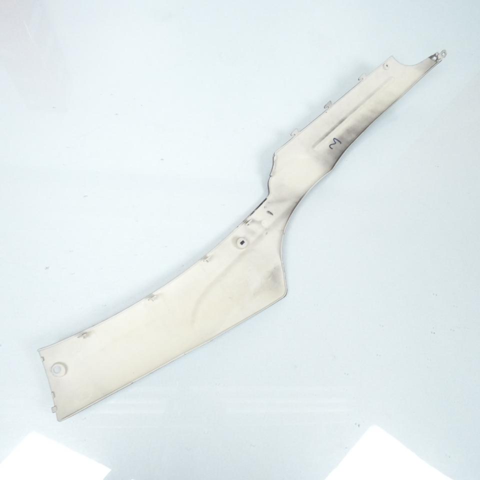 Sabot bas de caisse droit pour scooter Roadsign Wallaby 50  BZ-GY50-17 Neuf