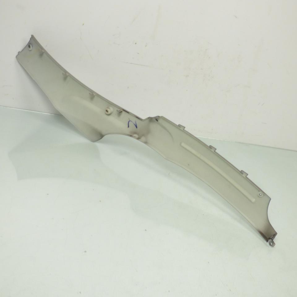 Sabot bas de caisse droit origine pour Scooter Benzhou 50 QT TB00-070301005 gris BZ-GY50-17 Neuf