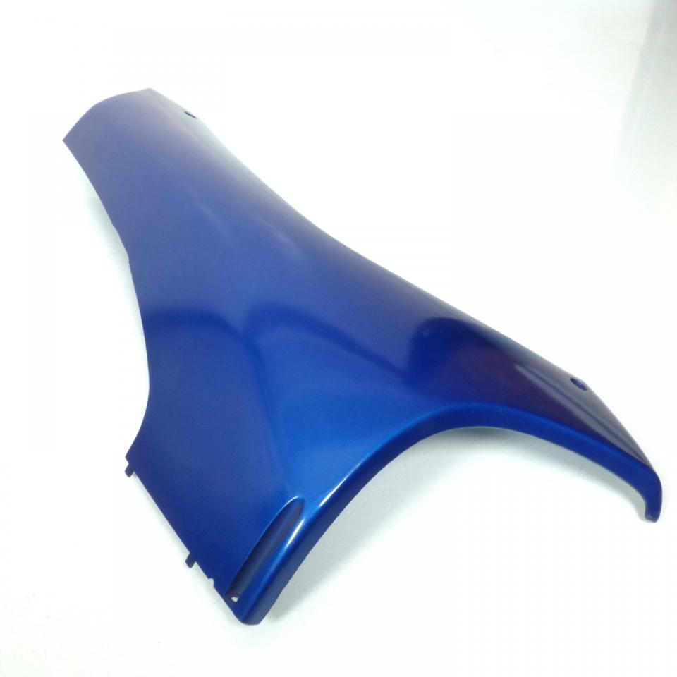 Sabot bas de caisse droit origine pour scooter Peugeot 50 Buxy 729210MB Bleu