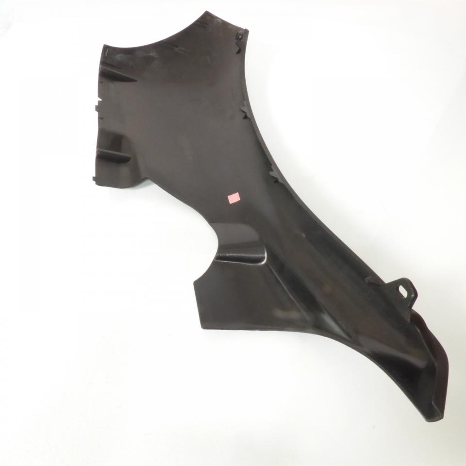 Sabot bas de caisse droit origine pour scooter Peugeot 125 Elyseo 1174846500D