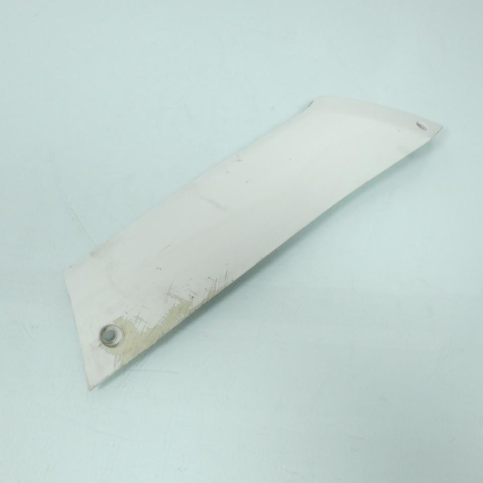 Sabot bas de caisse droit pour Peugeot STREETZONE 2T